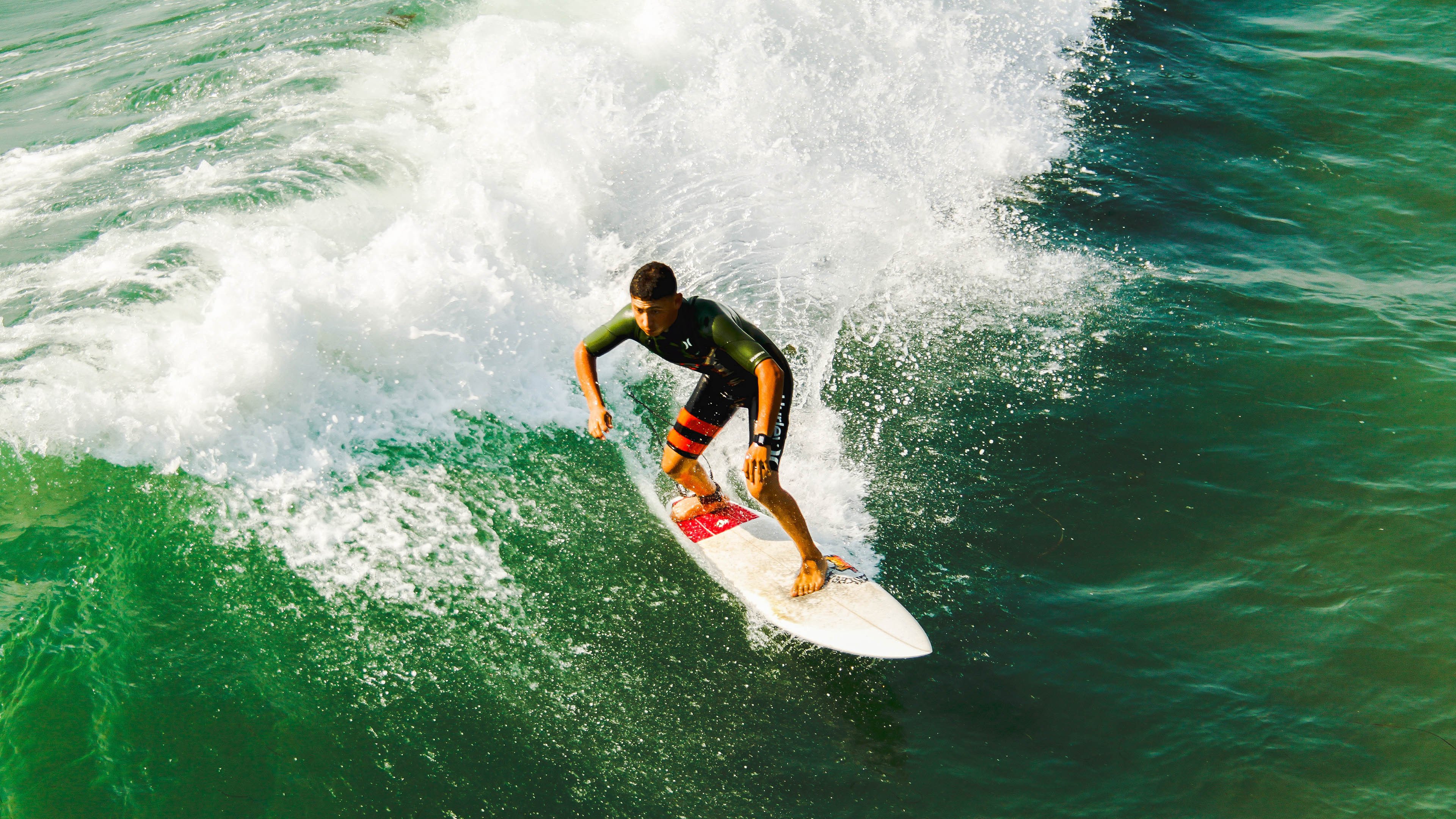 关键封盖:李磊封阻对手最后冲击,稳住胜局!